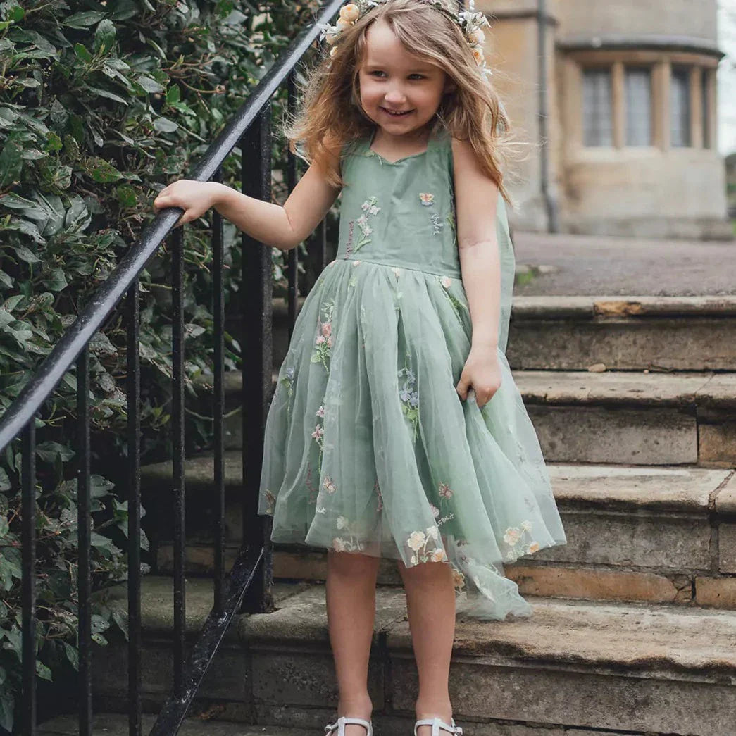 cute flower girl smiling