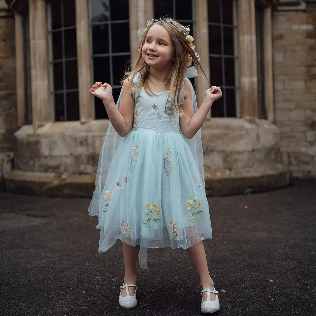 young flower girl smiling